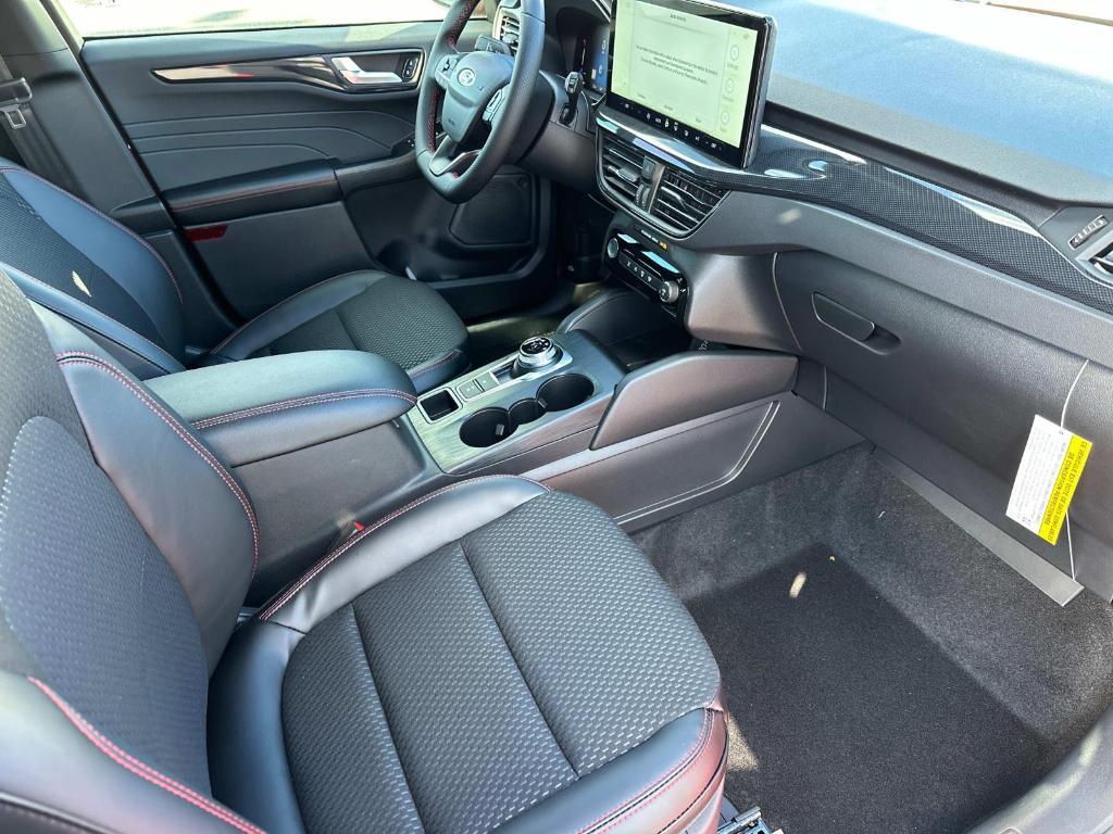 new 2025 Ford Escape car, priced at $28,975