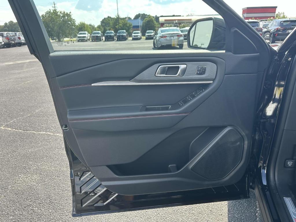 new 2025 Ford Explorer car, priced at $43,180