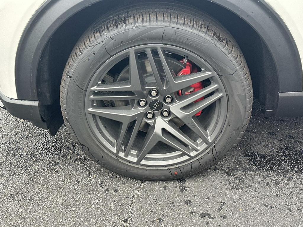 new 2025 Ford Explorer car, priced at $43,830