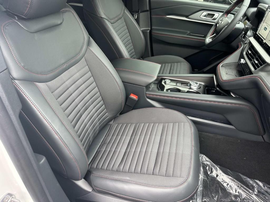 new 2025 Ford Explorer car, priced at $43,830