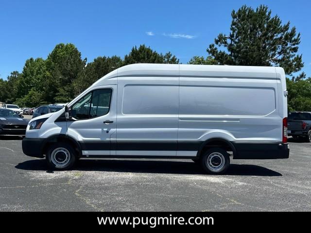 new 2025 Ford Transit-250 car