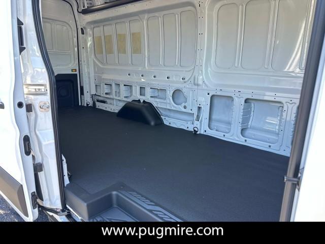 new 2025 Ford Transit-250 car