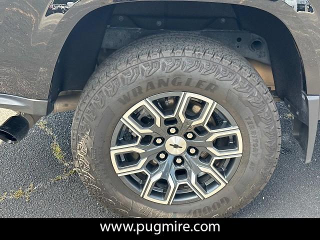 used 2023 Chevrolet Colorado car, priced at $39,993