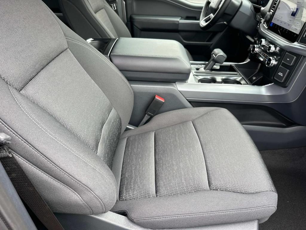 new 2025 Ford F-150 car, priced at $54,005