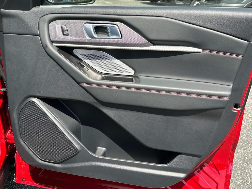 new 2025 Ford Explorer car, priced at $56,545