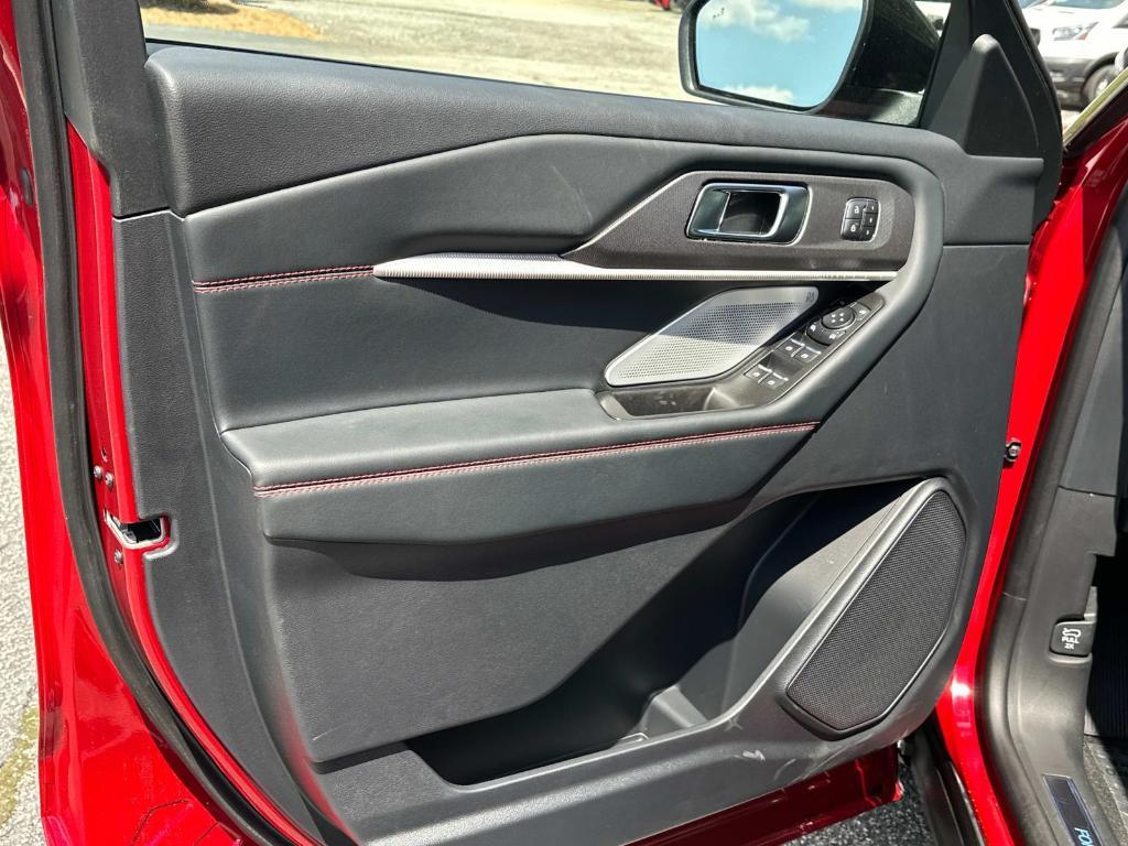 new 2025 Ford Explorer car, priced at $56,545