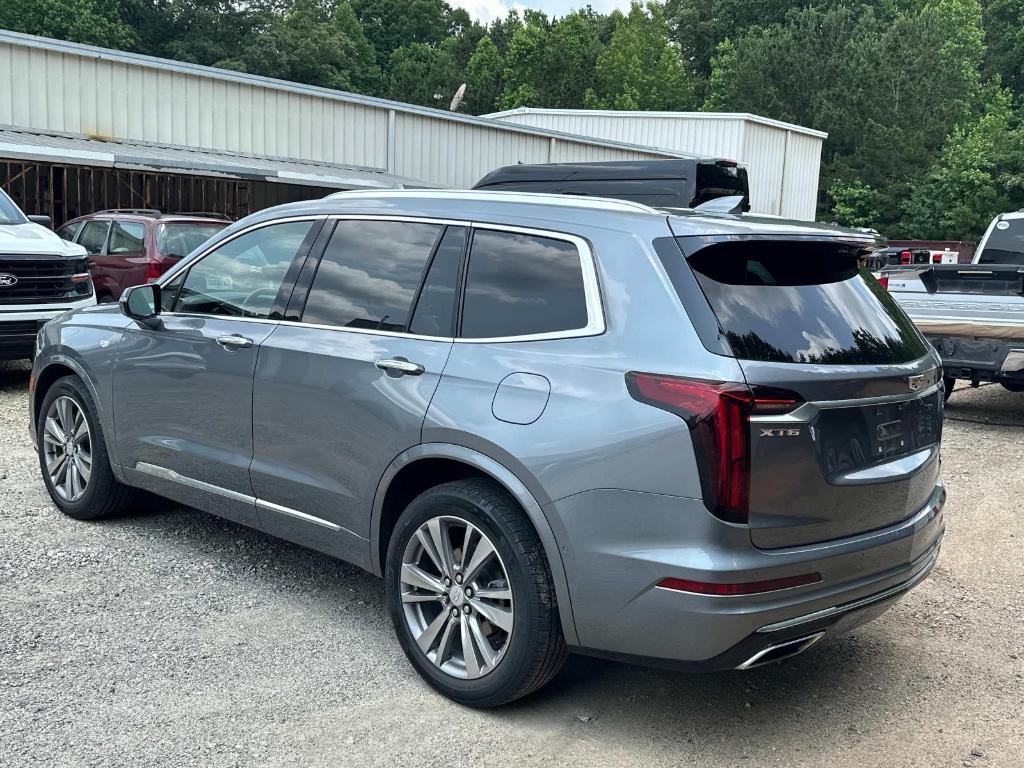 used 2022 Cadillac XT6 car, priced at $35,991
