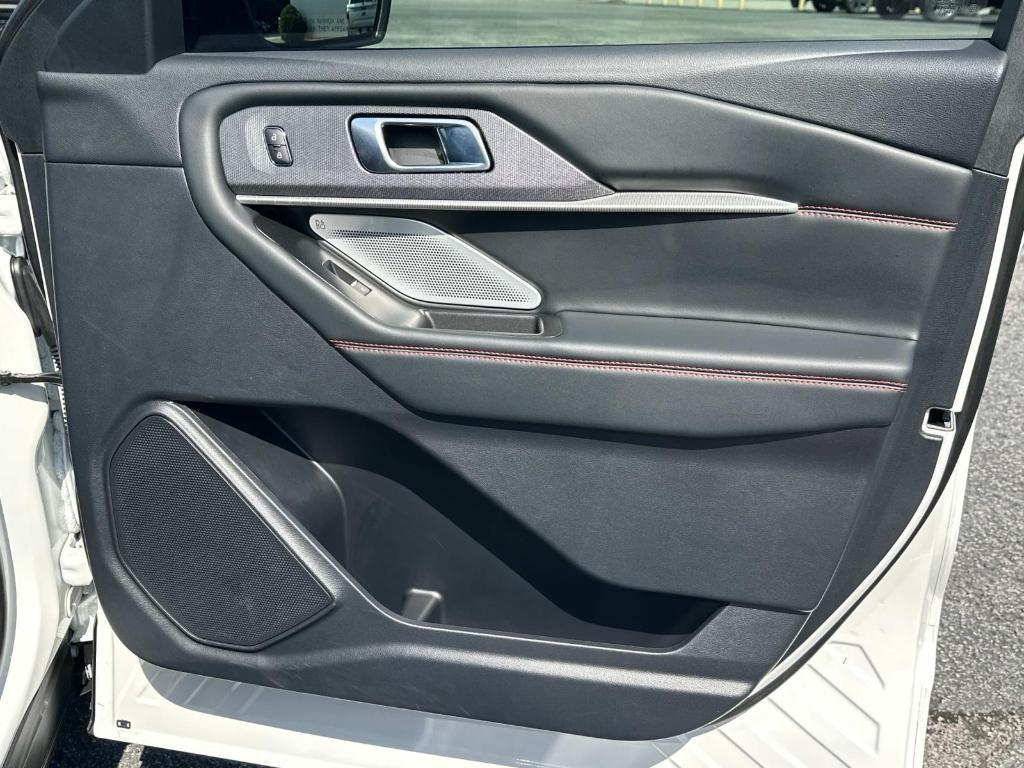used 2025 Ford Explorer car, priced at $55,991