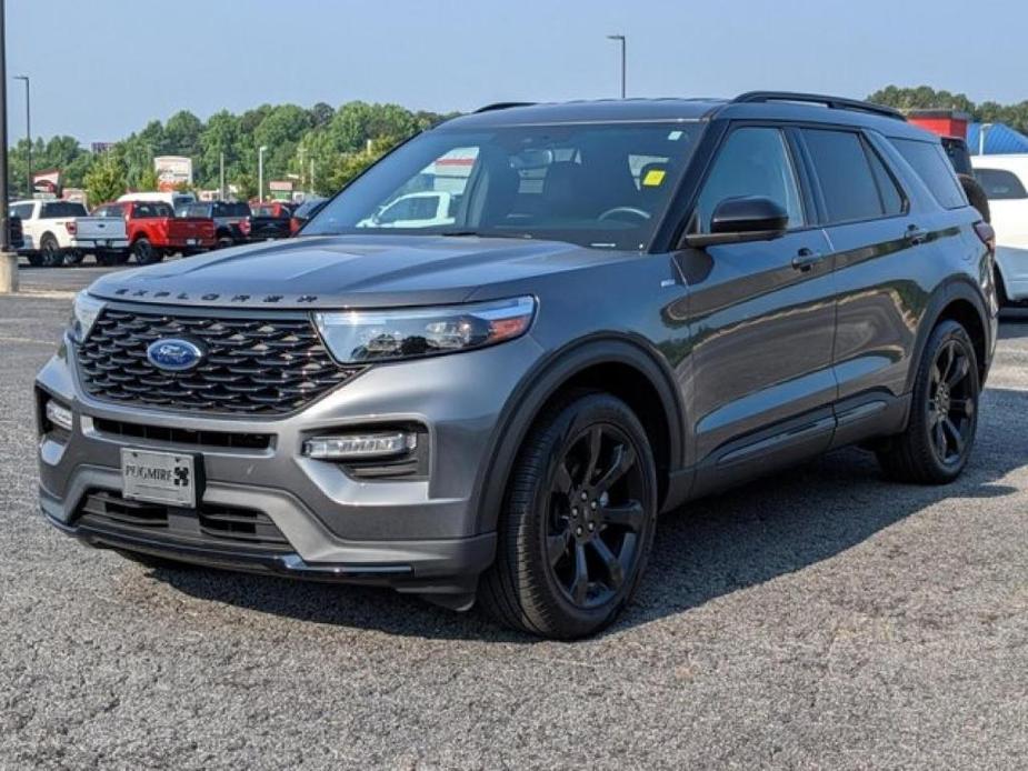 used 2022 Ford Explorer car, priced at $39,001