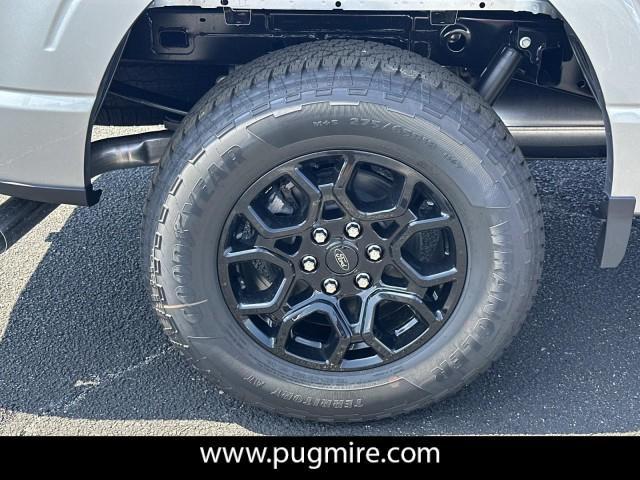 new 2025 Ford F-150 car, priced at $39,995