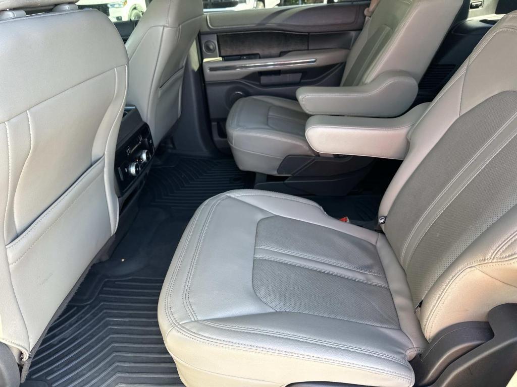 used 2021 Ford Expedition car, priced at $27,994