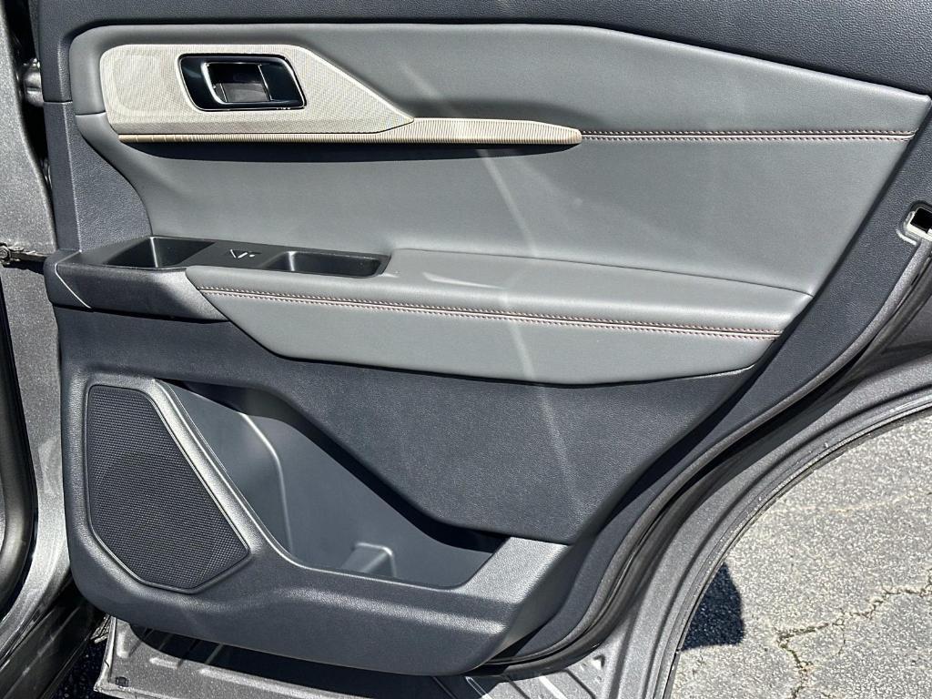 new 2025 Ford Explorer car, priced at $39,810