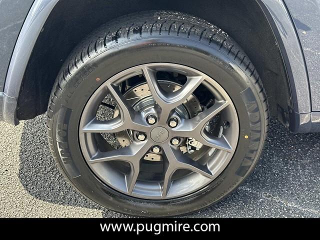 used 2021 Jeep Grand Cherokee car, priced at $25,895