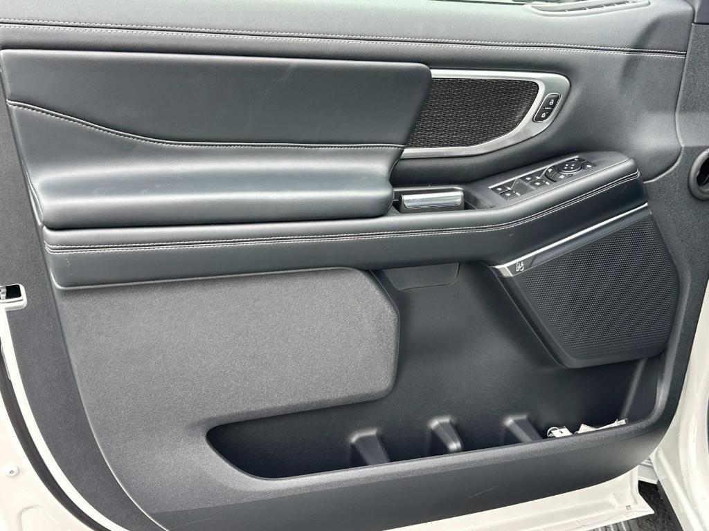 new 2025 Ford Expedition car, priced at $77,990