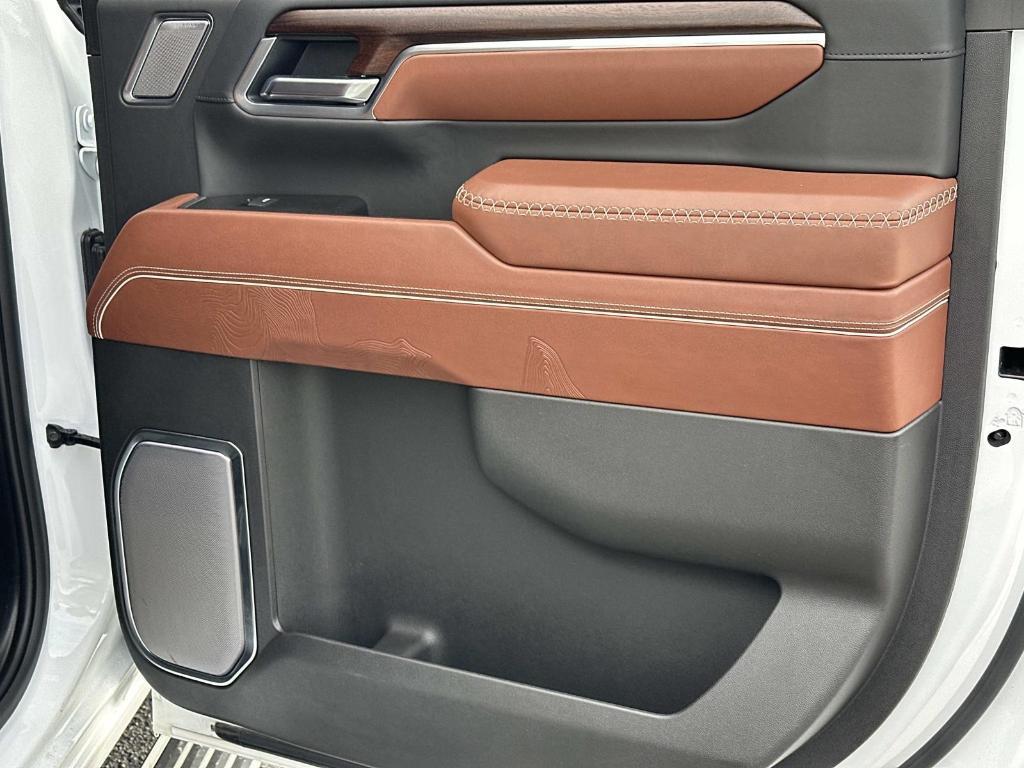 used 2025 GMC Sierra 2500 car, priced at $79,993