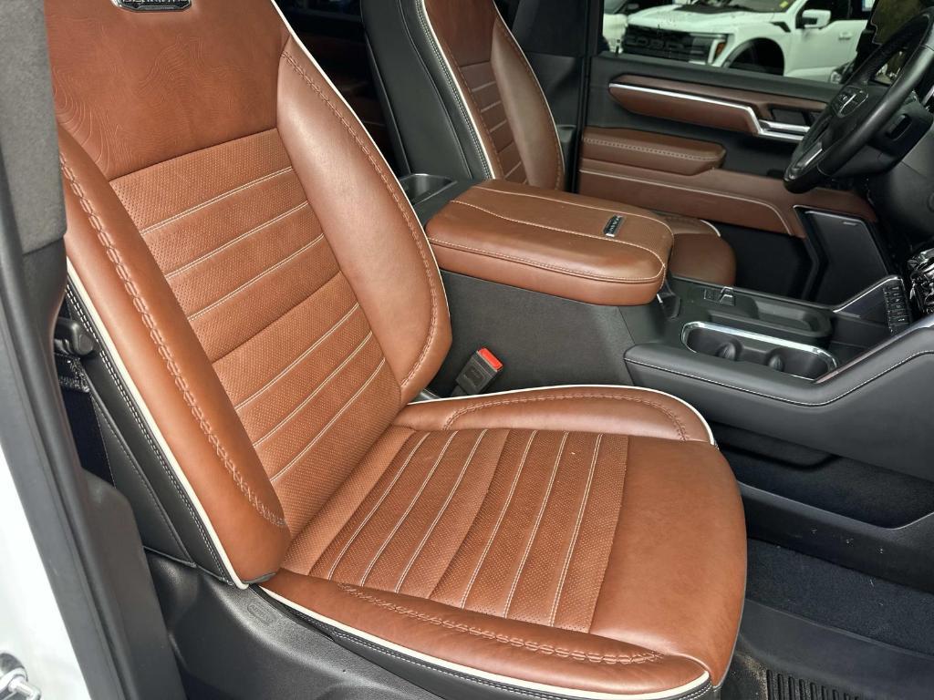 used 2025 GMC Sierra 2500 car, priced at $79,993