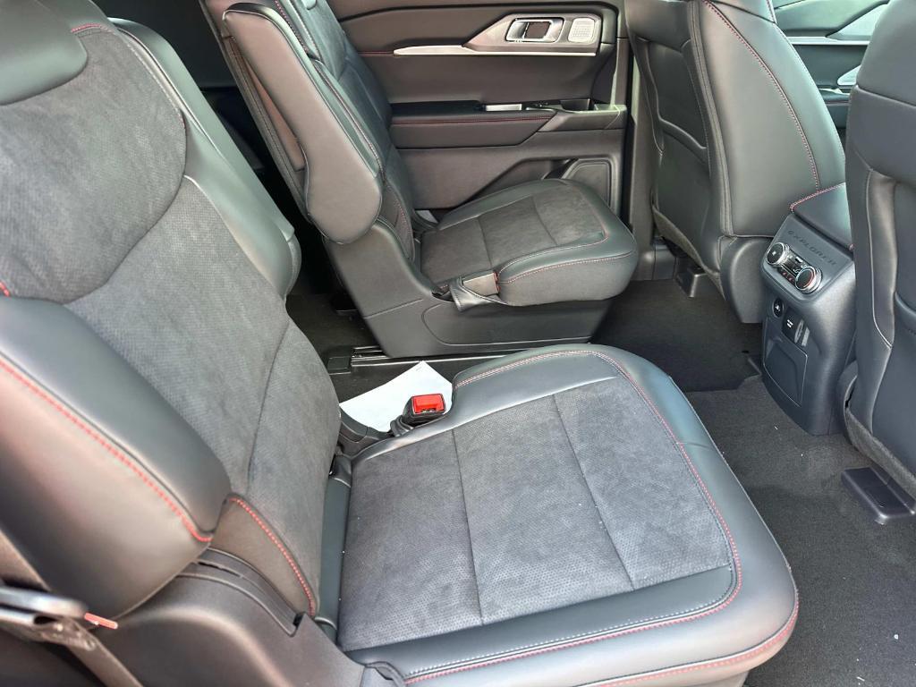 new 2025 Ford Explorer car, priced at $54,325