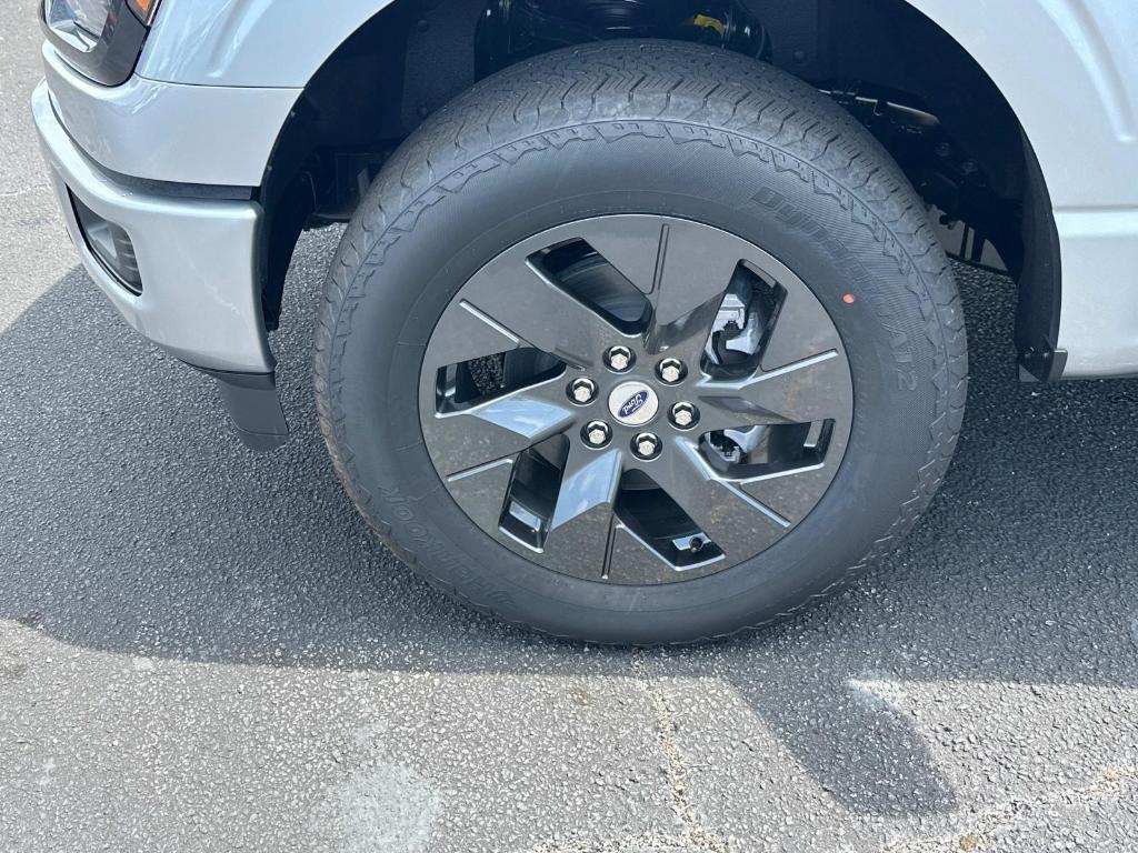 new 2025 Ford F-150 car, priced at $46,230