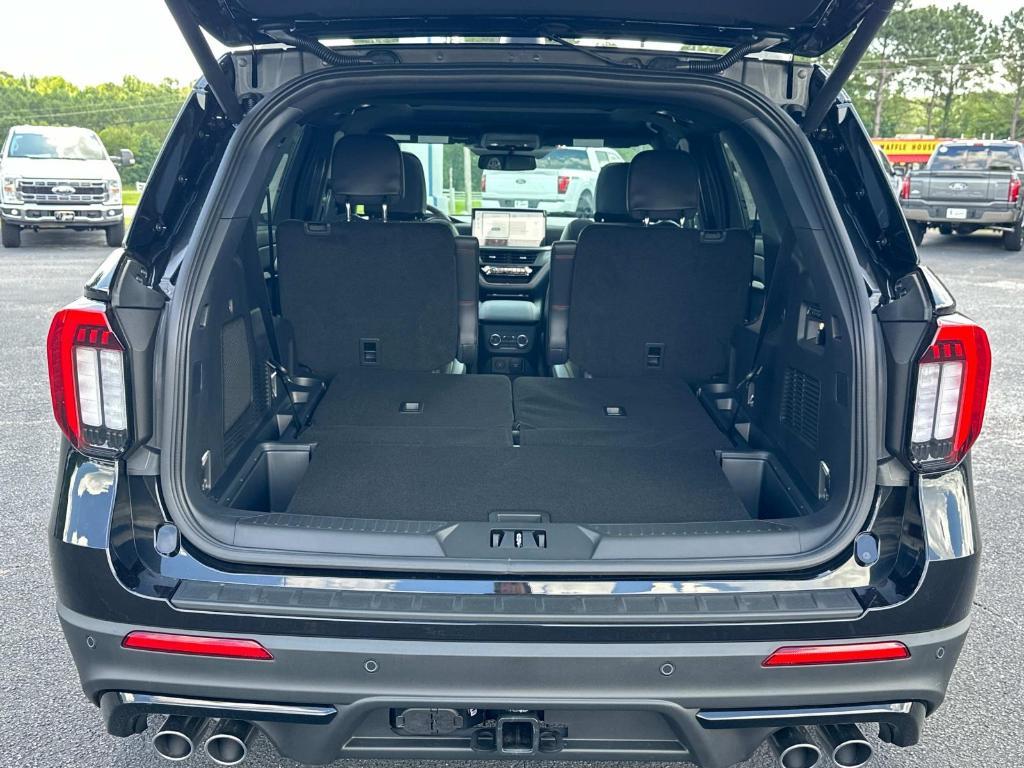 new 2025 Ford Explorer car, priced at $55,410