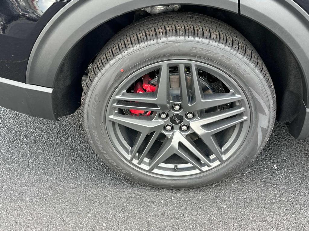 new 2025 Ford Explorer car, priced at $55,410