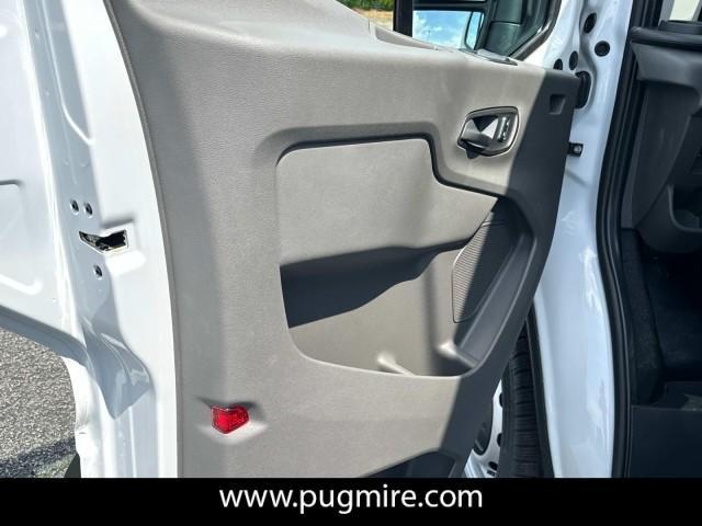 new 2025 Ford Transit-250 car