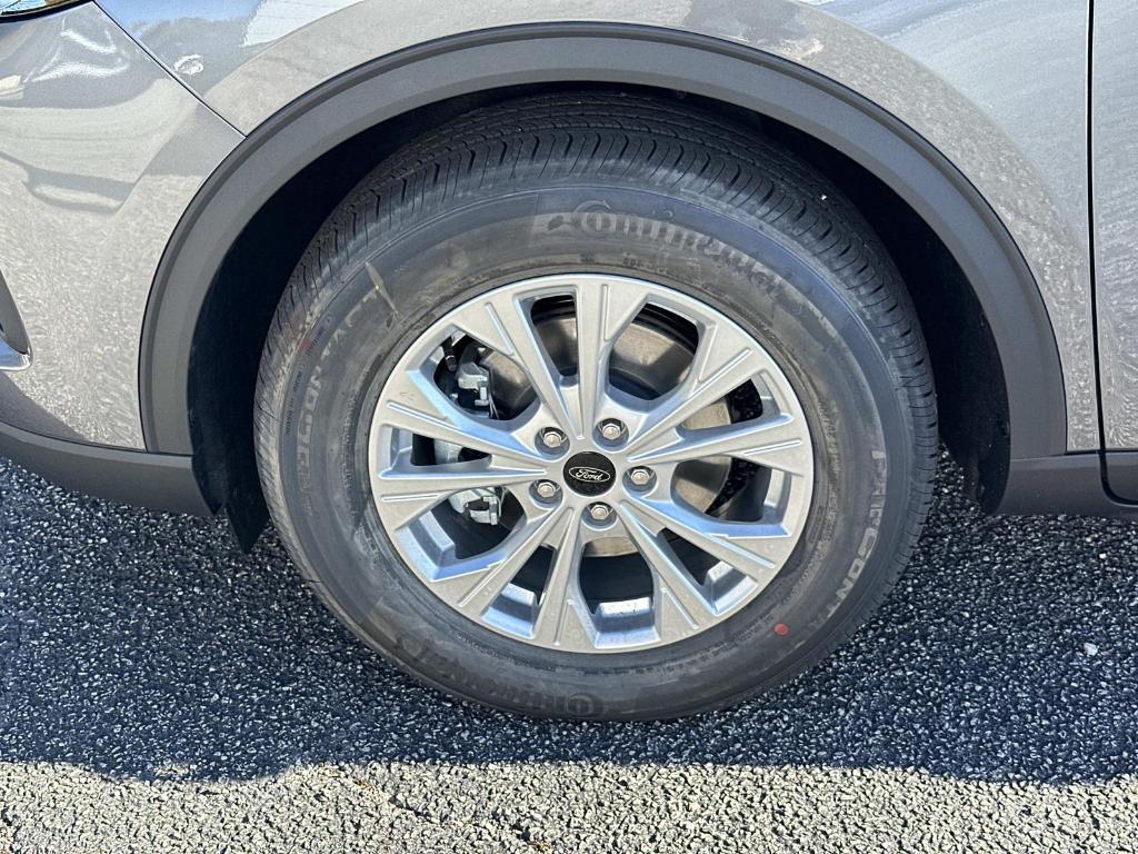 new 2026 Ford Escape car, priced at $29,275