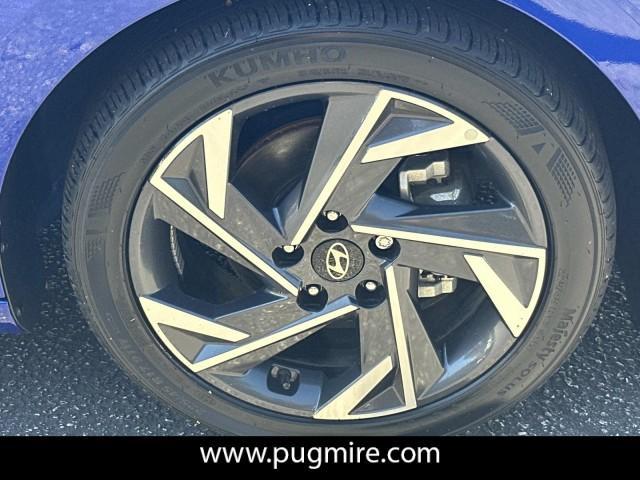 used 2024 Hyundai Elantra car, priced at $17,994