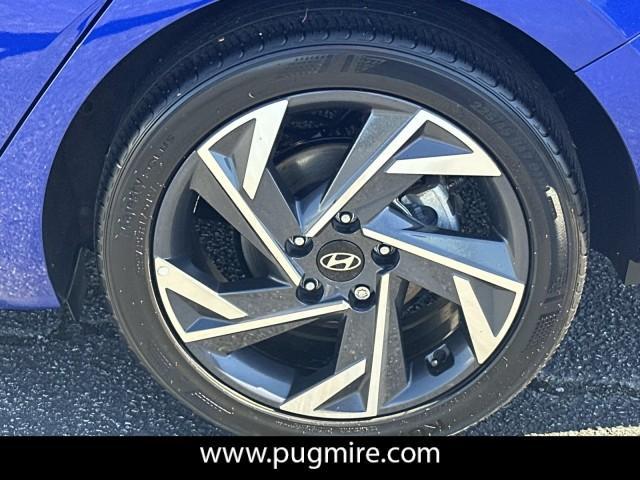 used 2024 Hyundai Elantra car, priced at $17,994