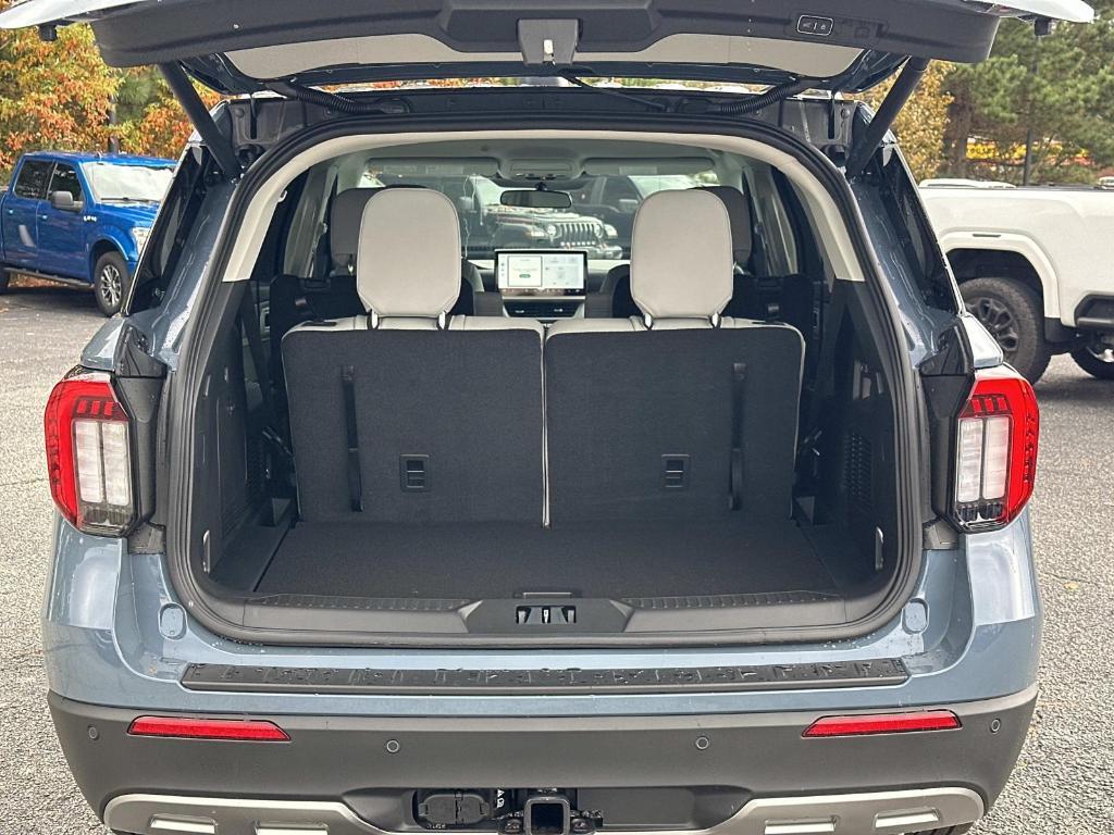 new 2026 Ford Explorer car, priced at $42,965