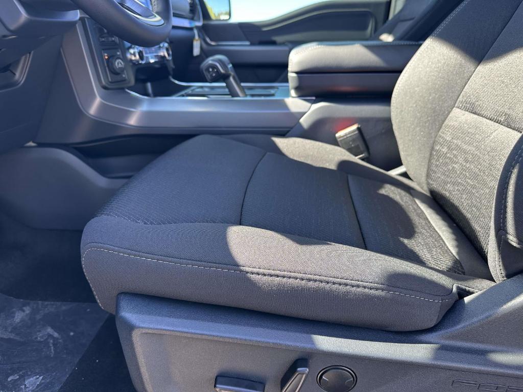 new 2025 Ford F-150 car, priced at $56,580