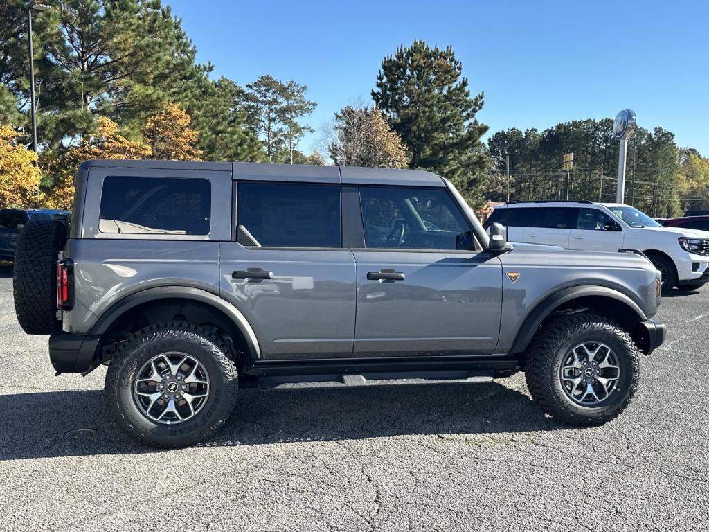 new 2025 Ford Bronco car, priced at $59,100