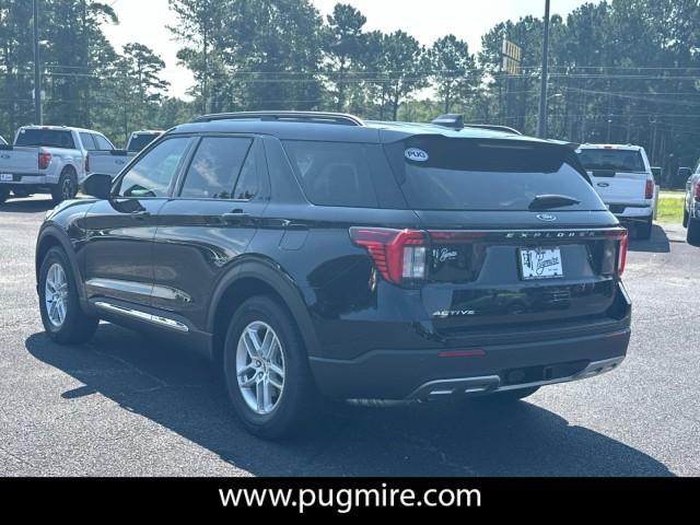 new 2025 Ford Explorer car, priced at $40,720