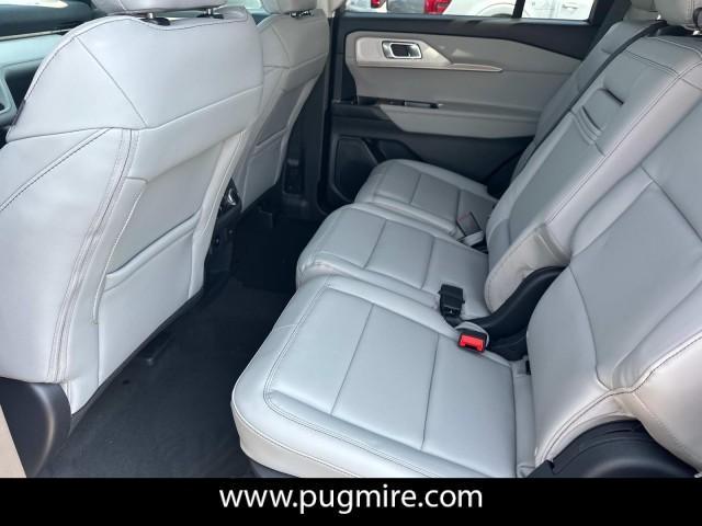 new 2025 Ford Explorer car, priced at $40,720