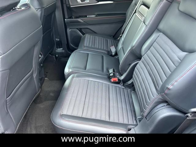 new 2025 Ford Explorer car, priced at $43,475