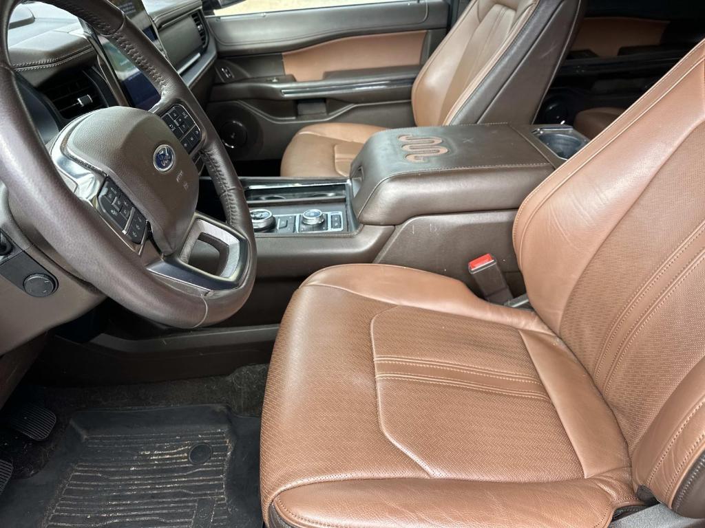 used 2023 Ford Expedition car, priced at $56,992