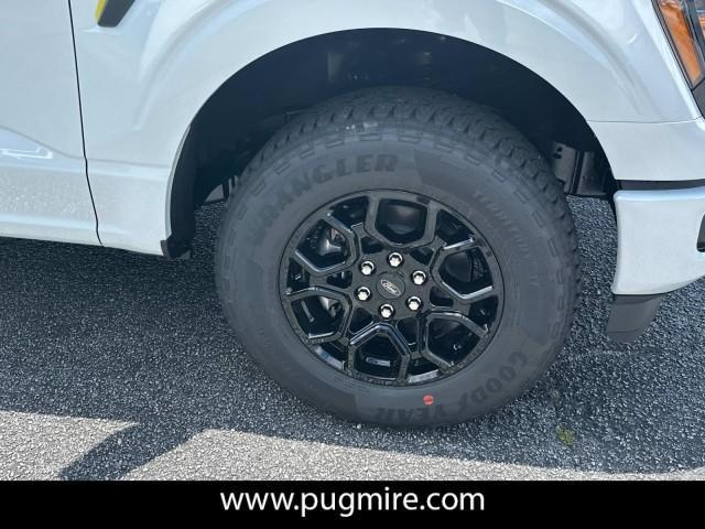 new 2025 Ford F-150 car, priced at $44,290