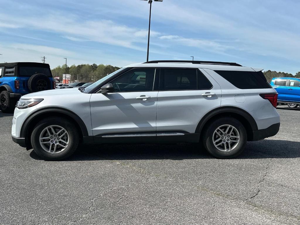 new 2025 Ford Explorer car, priced at $39,810