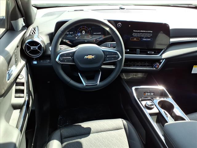 new 2026 Chevrolet Equinox car, priced at $33,815