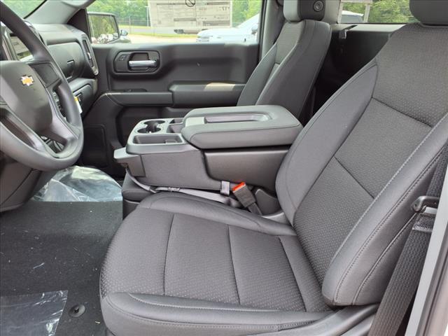 new 2025 Chevrolet Silverado 1500 car, priced at $40,061
