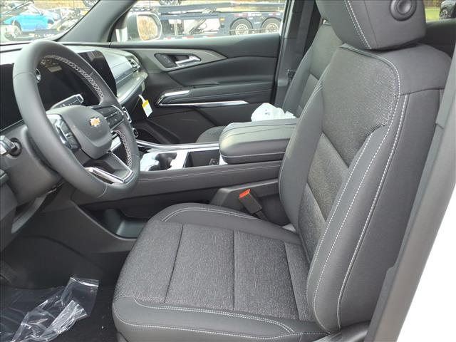 new 2026 Chevrolet Traverse car, priced at $43,766