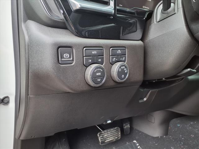 new 2025 Chevrolet Silverado 1500 car, priced at $52,704