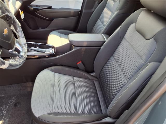 new 2025 Chevrolet Trax car, priced at $25,750