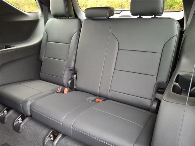 new 2026 Chevrolet Traverse car, priced at $45,925