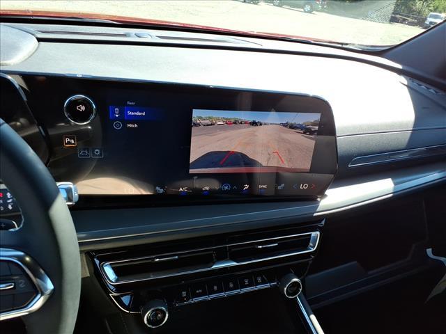 new 2026 Chevrolet Traverse car, priced at $45,217