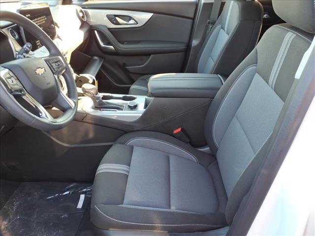 new 2025 Chevrolet Blazer car, priced at $39,050