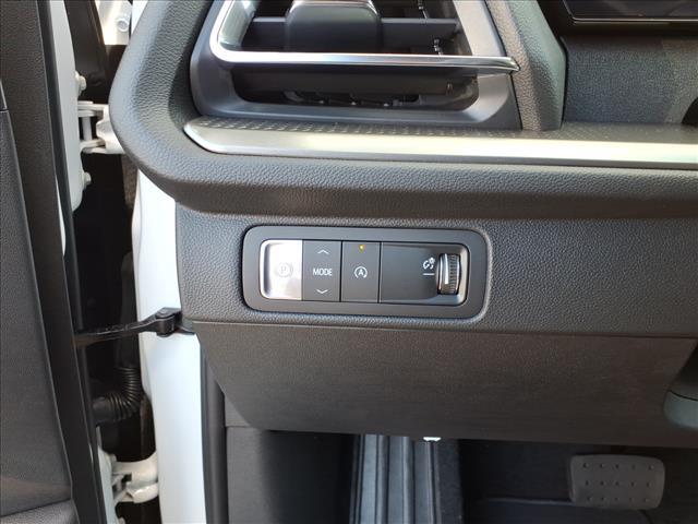 new 2026 Chevrolet Traverse car, priced at $44,993