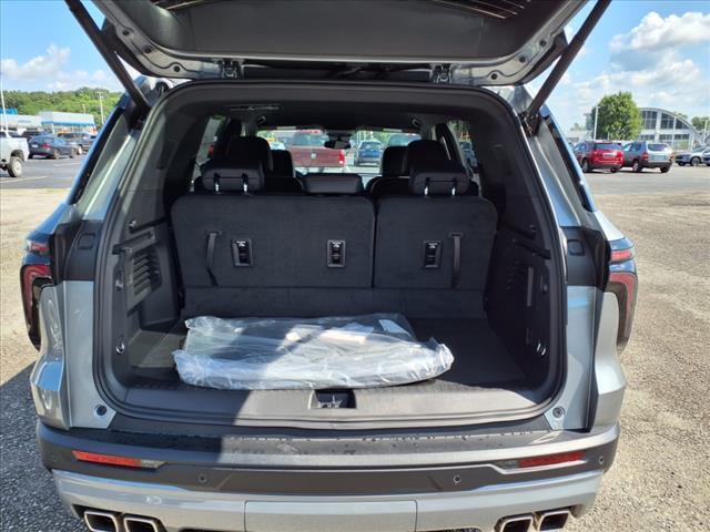 new 2025 Chevrolet Traverse car, priced at $50,160