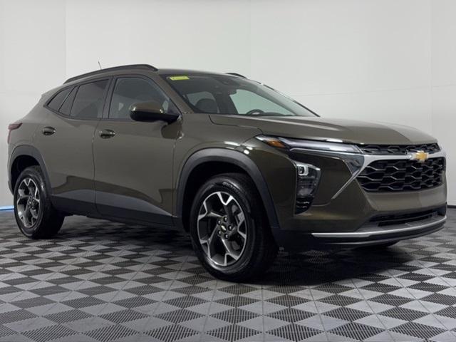 used 2024 Chevrolet Trax car, priced at $21,358