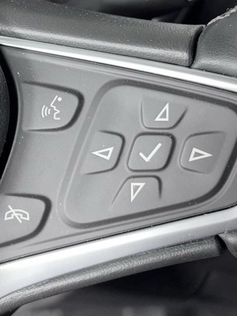 used 2023 Chevrolet Equinox car, priced at $22,879