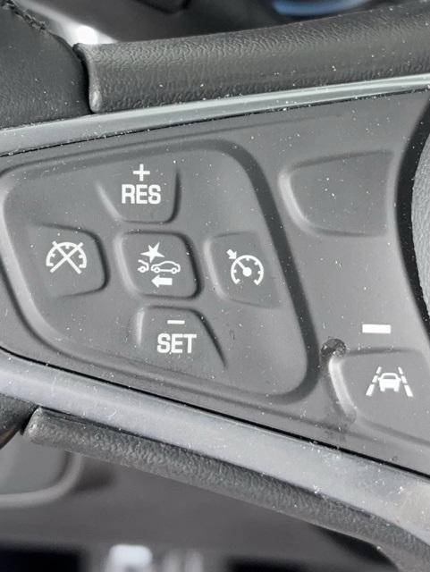 used 2023 Chevrolet Equinox car, priced at $22,879